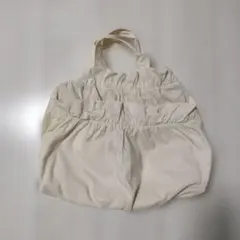 LOWRYS FARM クリーム色トートバッグ