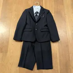 【美品】キッズスーツ130cm 発送９月末までです