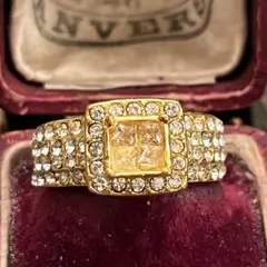 Item thumbnail for item 666eade6-0b9c-40e5-9797-f6d69c11cc72