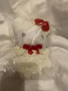 新品未開封　ハローキティ ショートケーキシリーズバッグチャームマスコット