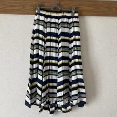 美品 ストライプ フレアスカート ネイビー ホワイト バックロングスカートのサムネイル