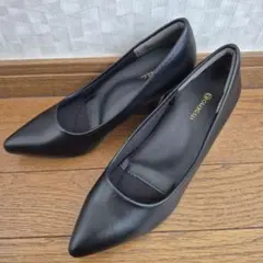 ITS' DEMO ブラック パンプス ハイヒールのサムネイル