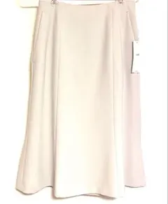 新品 23区 フレアスカート オフホワイト Sサイズ