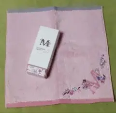 アフタヌーンティー ハンドタオル + ハンド&ネイルクリーム シルクの香り