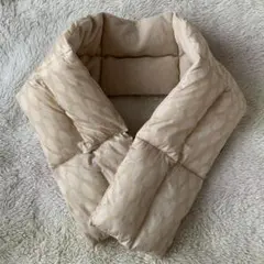 新品 ユニクロmarimekko パデッドマフラー