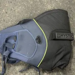 Item thumbnail for item c5c25dae-411e-42c1-9e18-4bf16c6a2c20