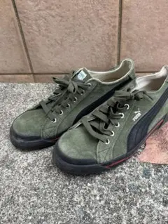 PUMA スニーカー オリーブグリーン