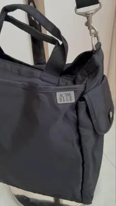 Item thumbnail for item e6820de4-56ae-4053-ba52-5b8ad9695c6c