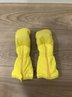 Item thumbnail for item c7f55396-ff64-4ccc-88a4-584fcb37eea4