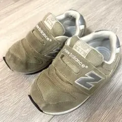 New Balance 996 キッズ スニーカー ベージュ