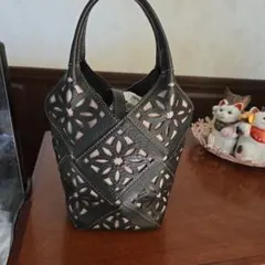 ゲンテンのバックのサムネイル
