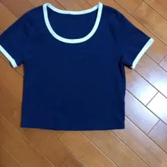 GU ネイビー 半袖Tシャツ