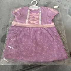 ラプンツェル 紫色の花柄ワンピース 90サイズ