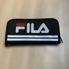 FILA 長財布 ブラック 刺繍ロゴ ラウンドファスナー