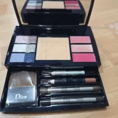 2026年最新】dior トラベルミニパレットの人気アイテム - メルカリ