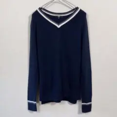ユニクロ　Vネック　ニット　セーター