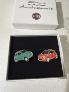 サキ様専用: FIAT 500 Anniversario ピンバッジ 2個セットのサムネイル