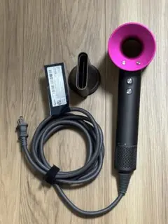 美品✨付属品有✨正規品✨ダイソンドライヤー HD03✨ブラック動作確認済み 大人気✨正規品✨ダイソンドライヤー HD03✨ブラック紫動作確認