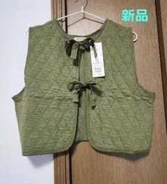 サマンサモスモス　【新品】カットキルトベスト　カーキ