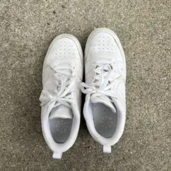 スニーカーナイキ