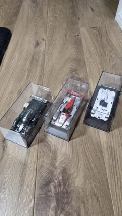 ミニチャンプス1/43 トヨタTF102 ピットストップ ジオラマ - メルカリ