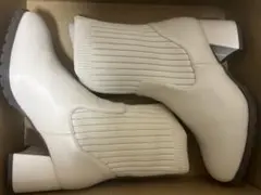 Item thumbnail for item 72d052be-3c2e-46e1-a09b-d163c0e4340f