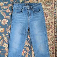 ライトブルー ストレートデニム パンツ