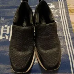 美品　厚底レディース スニーカー　黒/白　軽量