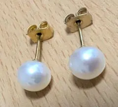 こ*た様専用　ホワイトパール スタッドピアス ゴールド