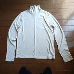 GU 長袖カットソー