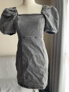 H&M パワーショルダー ミニワンピース