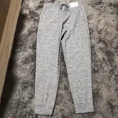 UNIQLO ユニクロ ウルトラストレッチアクティブジョガーパンツ