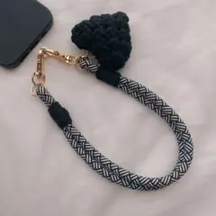 大人可愛い ハート パラコード ハンドストラップ モノトーン マクラメ