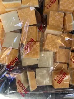 チロルチョコ　チーズチョコ2袋のサムネイル