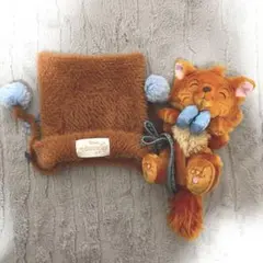ディズニー　トゥルーズ　ニット帽　ぬいぐるみ