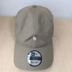 ニューエラキャップ　マイクロロゴ　タグ付き