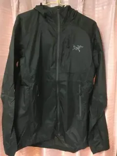 カーキ マウンテンパーカー