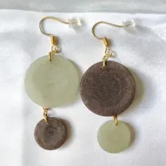 ハンドメイド　ピアス