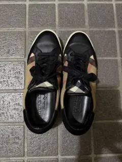 Burberry スニーカーのサムネイル
