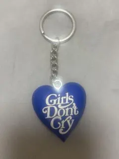 Girls Don't Cry ハート キーホルダー グレー - メルカリ