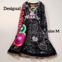 美品 デシグアル 長袖ワンピース M 総柄 手書き風 アート柄 黒のサムネイル
