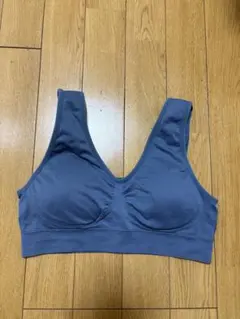 お値下げ交渉お受けします‼️ グレー スポーツブラ Vネック