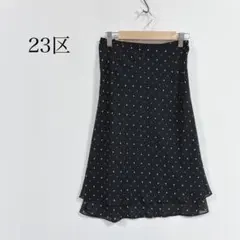 23区タイトスカート 総柄 ひざ丈 シフォン 黒　上品　綺麗め　通勤　大人女子のサムネイル
