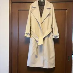 MNG クリーム色 ロングコート