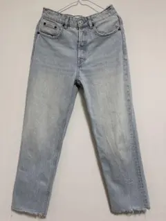 ZARA ライトブルー ストレートデニム