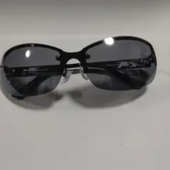 スポーツタイプ ブラックサングラス