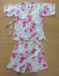 子供　花柄 浴衣 セパレート　甚平 110　美品　ポケットあります