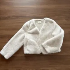 ホワイトファーショートジャケット