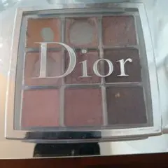 Dior ディオール　バックステージ　 002 Cool Neutrals