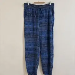 Item thumbnail for item 93031503-72f7-4104-a436-1744f2e12424